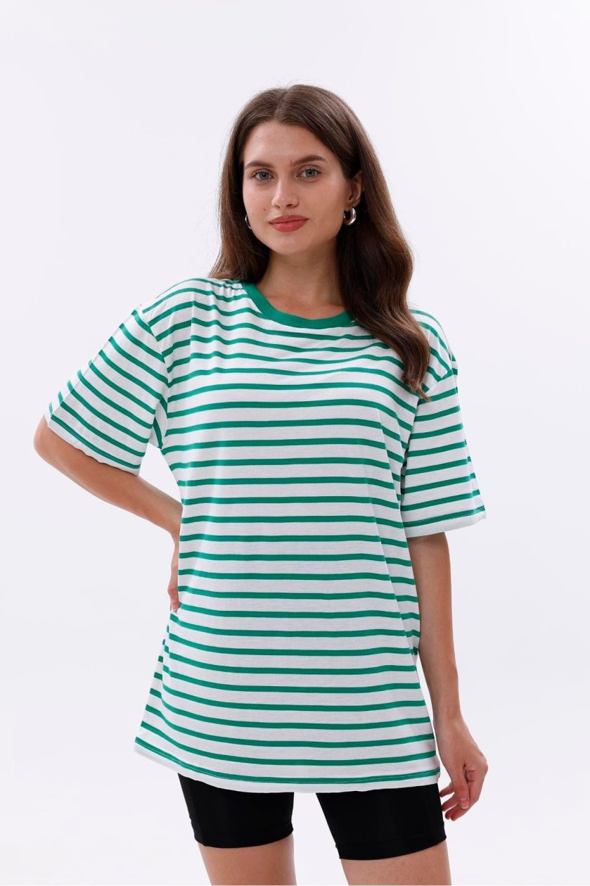 Kadın Oversize Çizgili Tişört