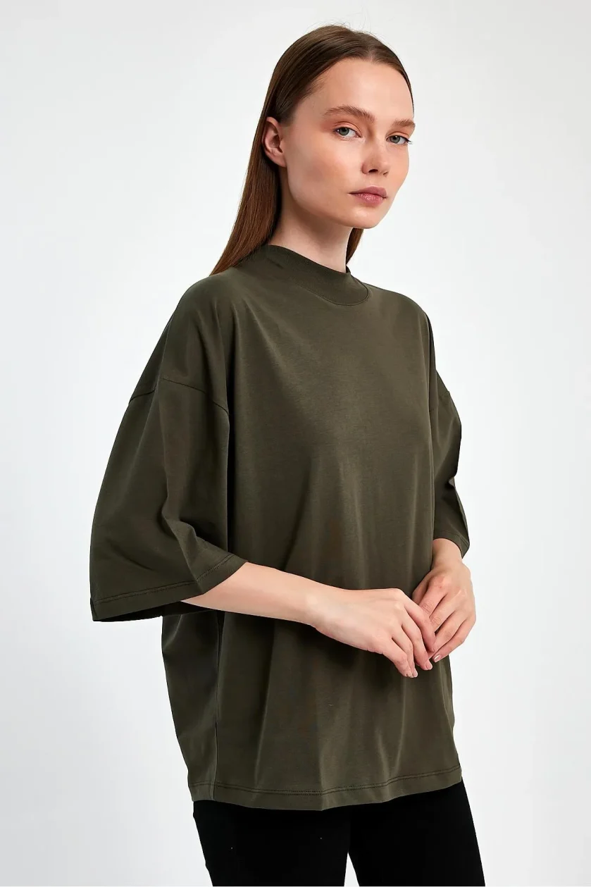 Kadın Yarım Balıkçı Yaka Kısa Kol T-shirt - Görsel 22