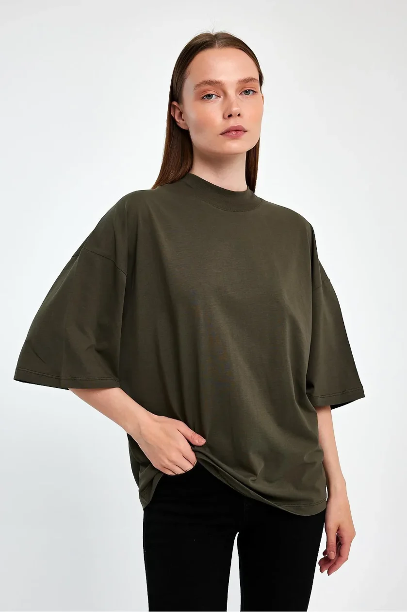Kadın Yarım Balıkçı Yaka Kısa Kol T-shirt - Görsel 23