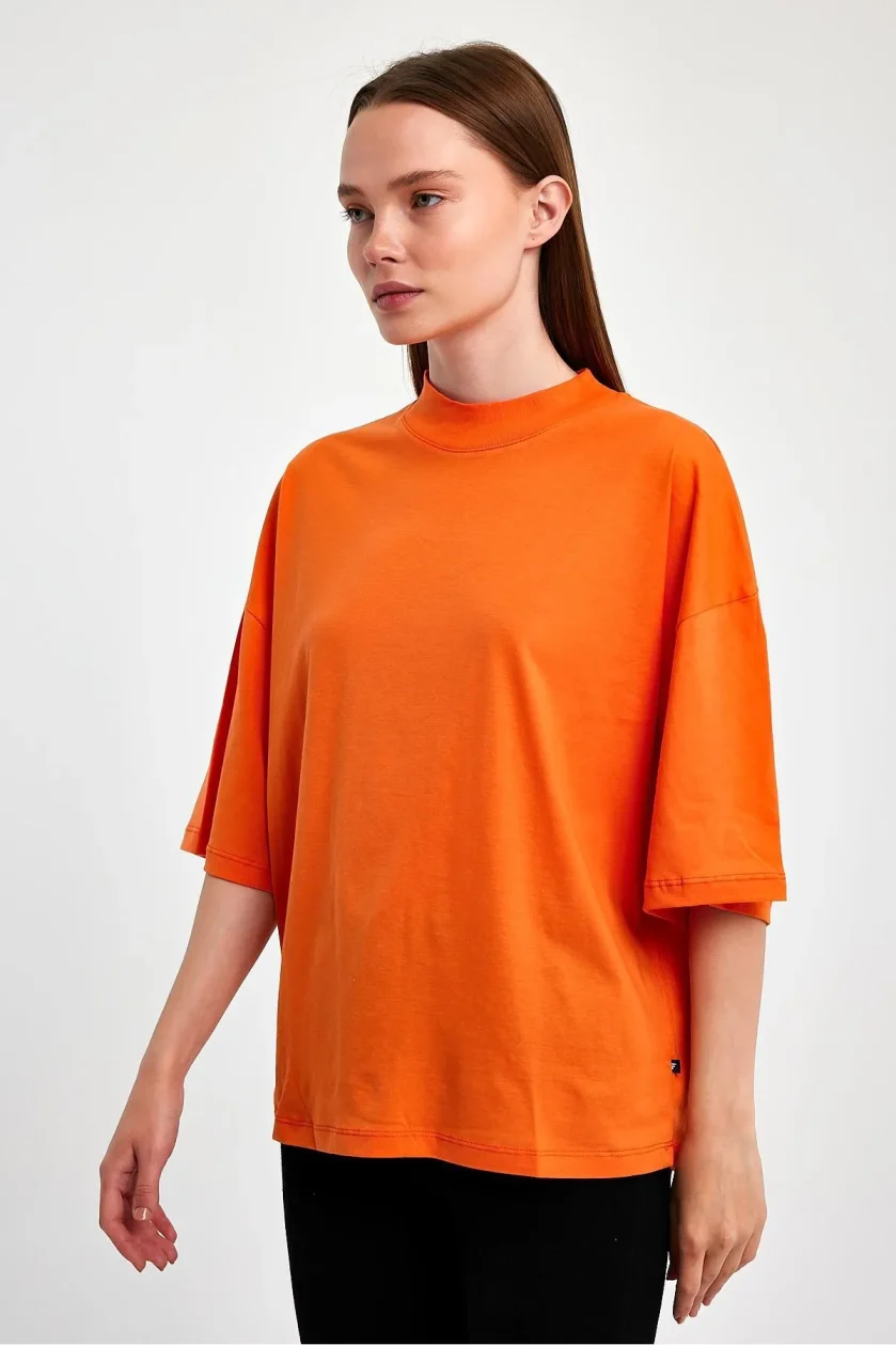 Kadın Yarım Balıkçı Yaka Kısa Kol T-shirt - Görsel 30